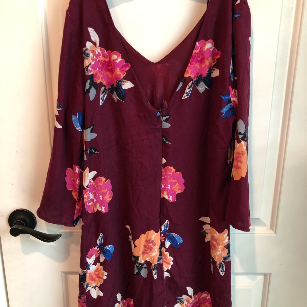 Dress🛍👗 - Picture 2 of 3